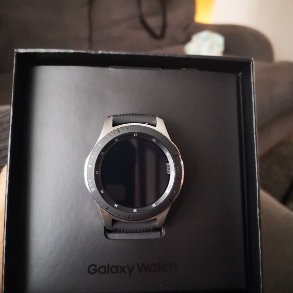 Galaxy smart watch 46mm model SM-R800 - Picture 4 of 4